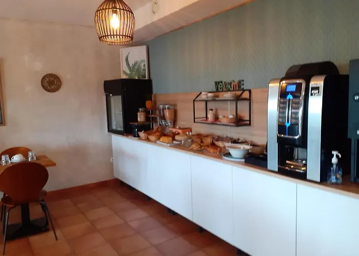 Agde Hotels