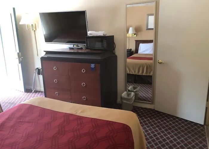 Rodeway Inn Erie