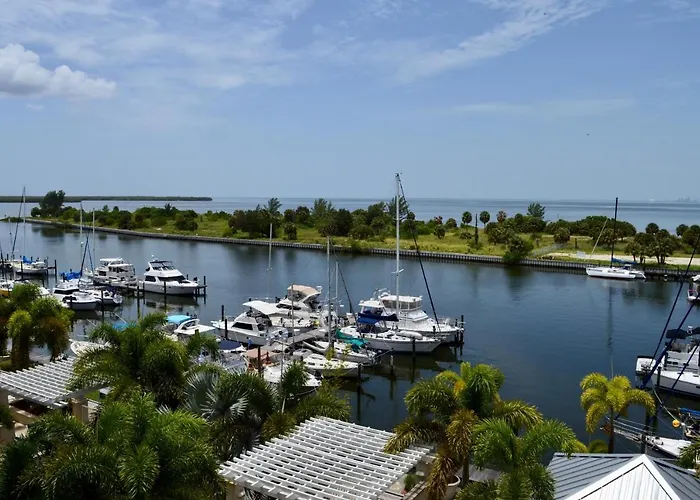 Harborside Suites At Little Harbor Ruskin