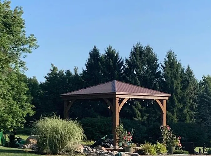 Deer Run Lodging House Skaneateles