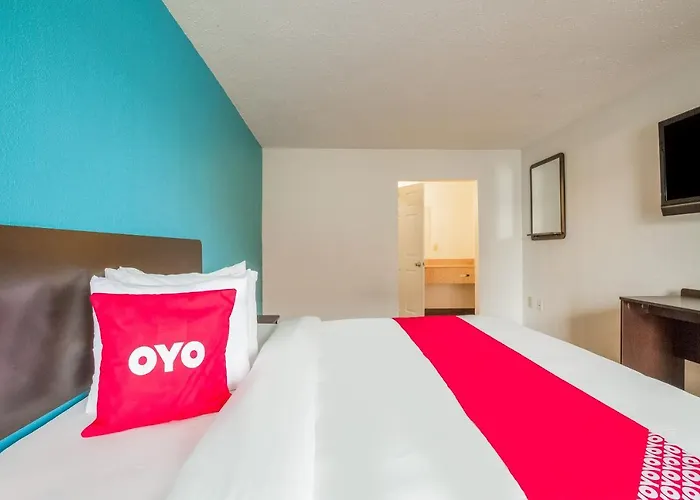 Oyo Hotel St. Louis Lambert Airport Woodson Terrace