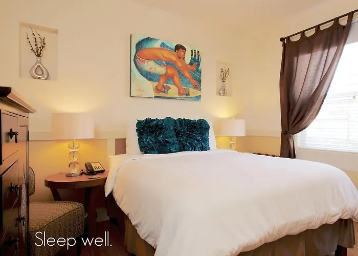 Paia Hotels