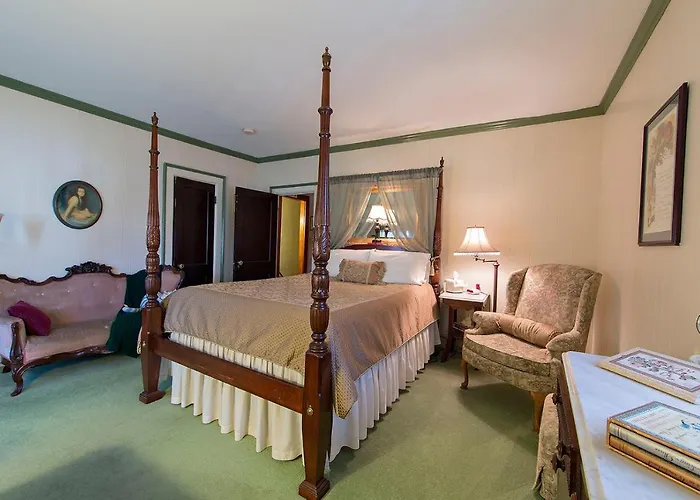 Rosewood Inn Corning