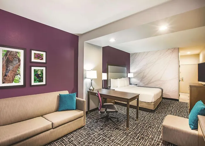 La Quinta By Wyndham Mcallen La Plaza Mall