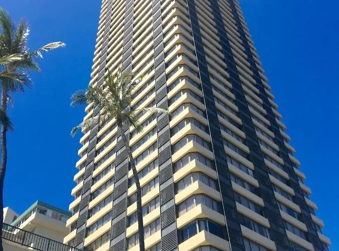 Modern Waikiki Sleek Studio Honolulu