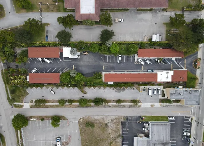 Travel Inn Of Riviera Beach