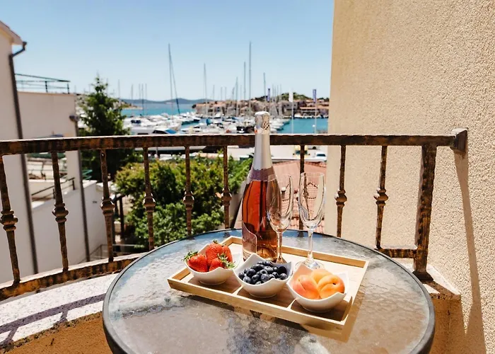 Tribunj (Sibenik-Knin) Hotels