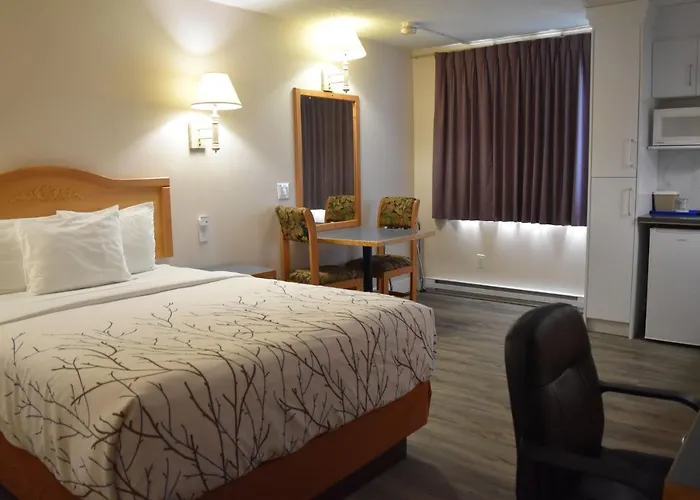Castlegar Hotels