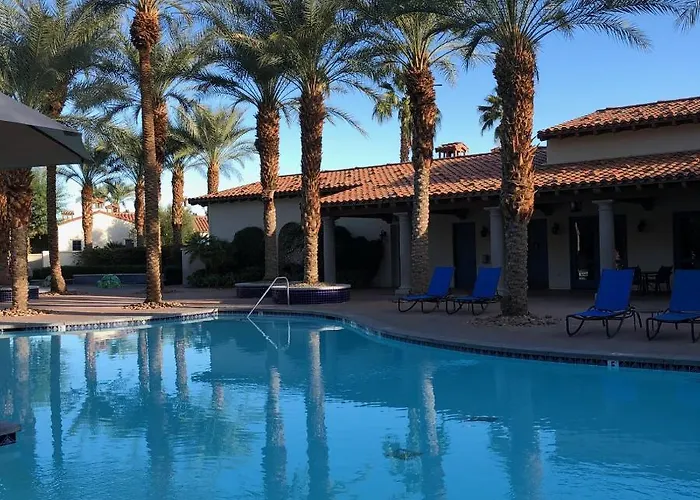 Beautiful Casita With Balcony, La Quinta Legacy Villas