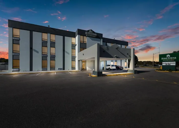 Hometowne Studios By Red Roof Newport News - Hampton West