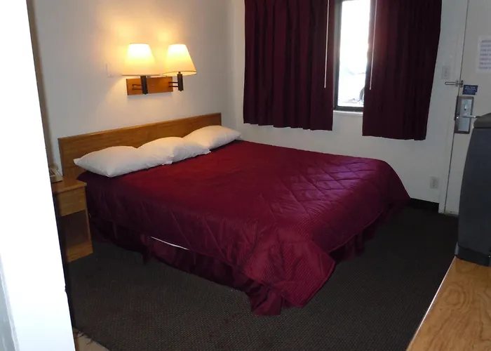 Travelodge By Wyndham Grand Rapids North Walker