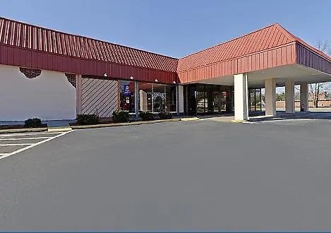 The Sanford Inn