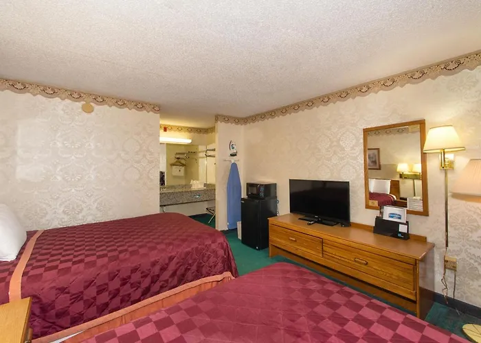 Howard Johnson Express Inn Eureka Springs