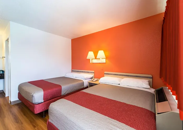Motel 6-Reno, Nv - Virginia Plumb
