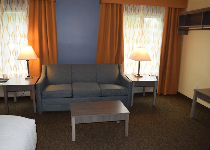 Days Inn By Wyndham Cadillac