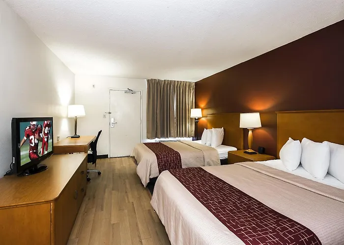 Cedar Rapids Inn