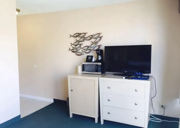 Aloha Surf Condo 1412 Honolulu