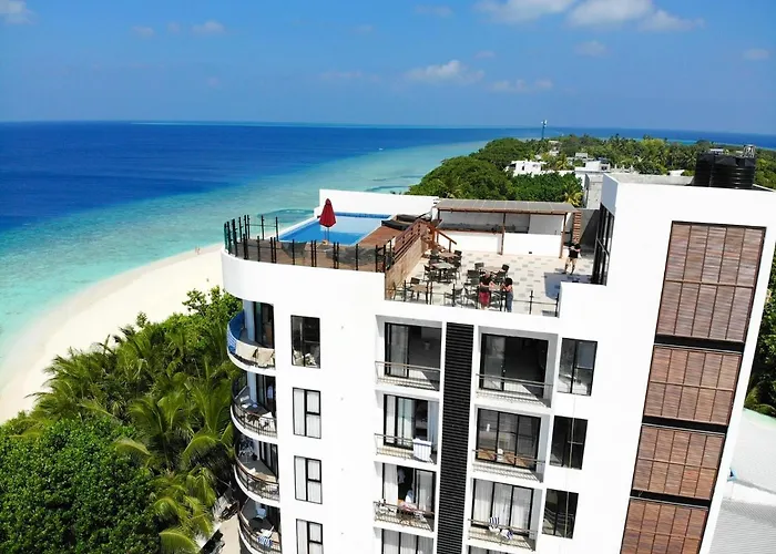 Ukulhas Island Hotels