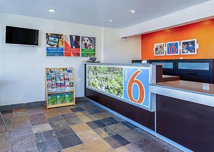 Motel 6 Pendleton. Or - West