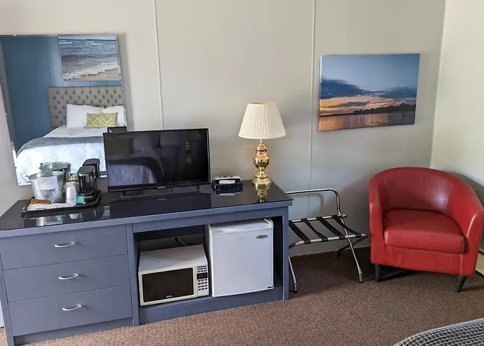 Huron Inn Saint Ignace