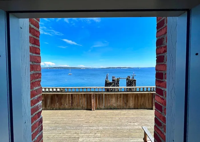 The Monarch Hotel Port Townsend