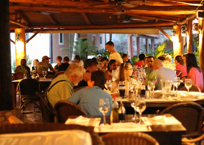 Hotel Caserma Santa Cruz de Gato