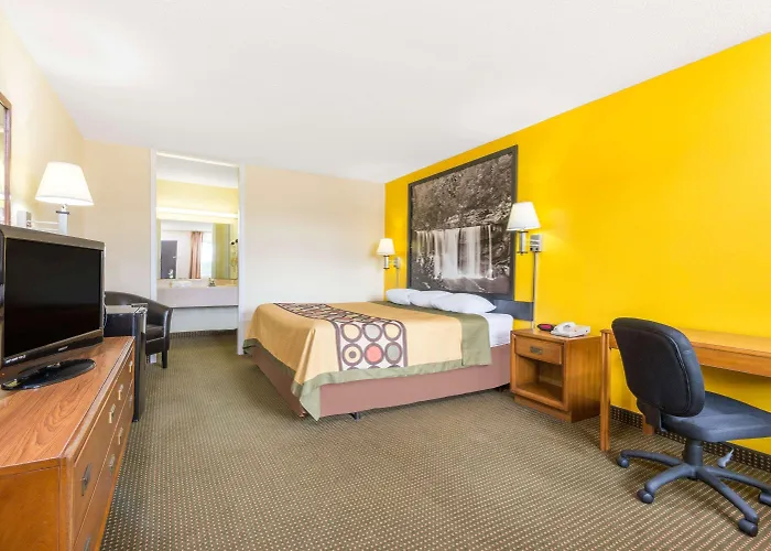 Super 8 By Wyndham Williamsburg Hotel