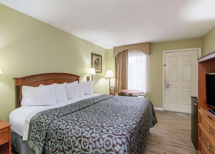 Days Inn By Wyndham Ormond Beach