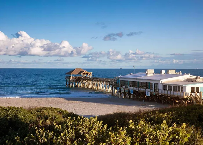La Quinta By Wyndham Cocoa Beach Oceanfront