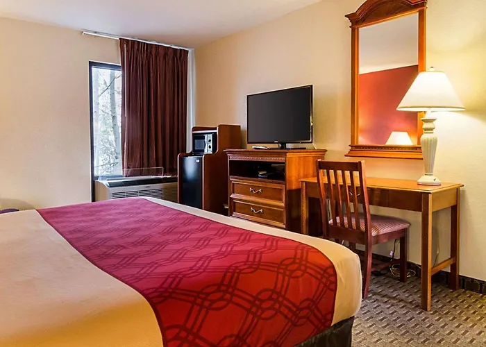 Econo Lodge Richmond North
