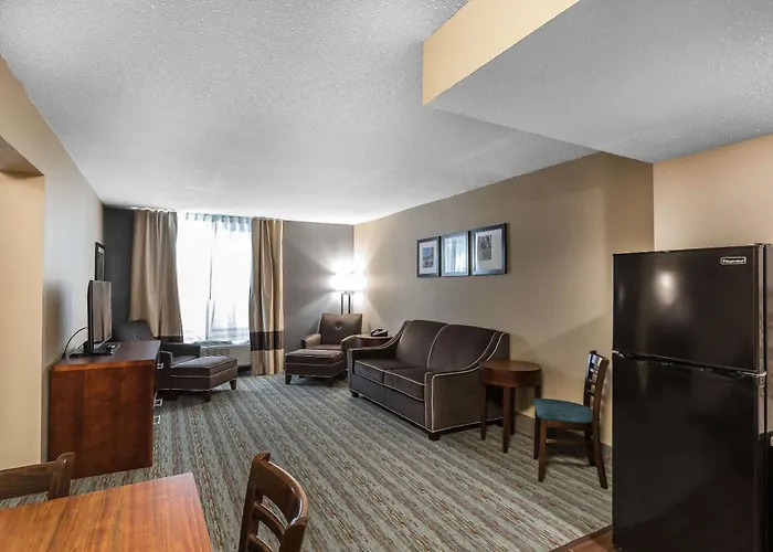Comfort Inn Bay City - Riverfront