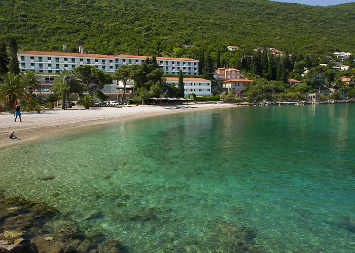 Trpanj Hotels