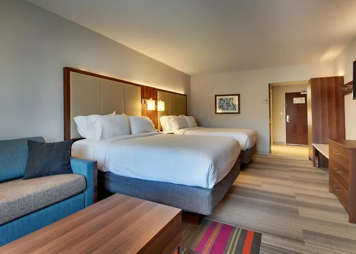 Holiday Inn Express & Suites Helen By Ihg