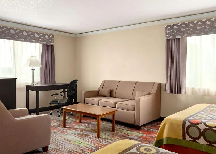 Super 8 By Wyndham Chillicothe Hotel