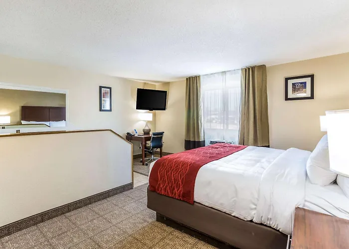 Comfort Inn Waukesha - Milwaukee West
