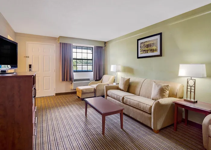 Baymont By Wyndham Jacksonville Orange Park