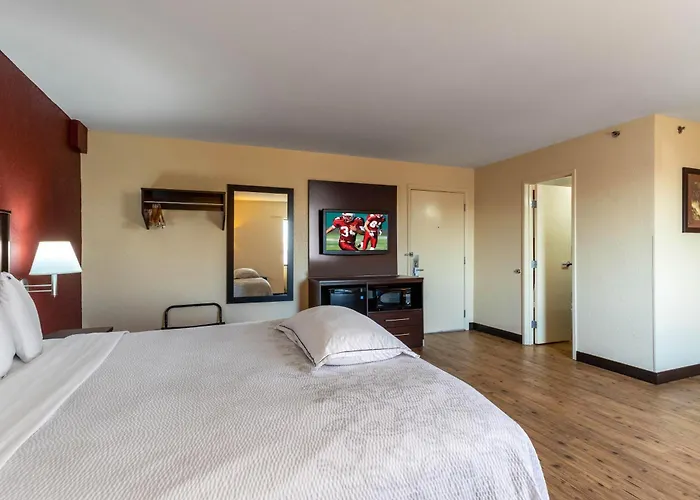 Red Roof Inn Plus+ El Paso East