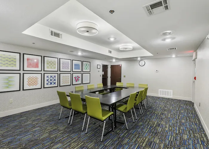 Holiday Inn Express Harlingen