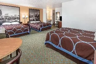 Super 8 By Wyndham Bourbonnais/Kankakee Area