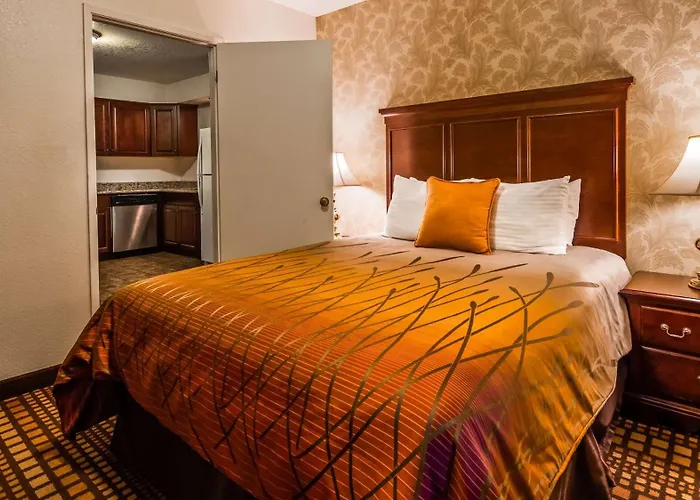 Best Western Plus Humboldt House Inn Garberville