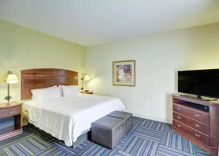 Hampton Inn And Suites Alexandria