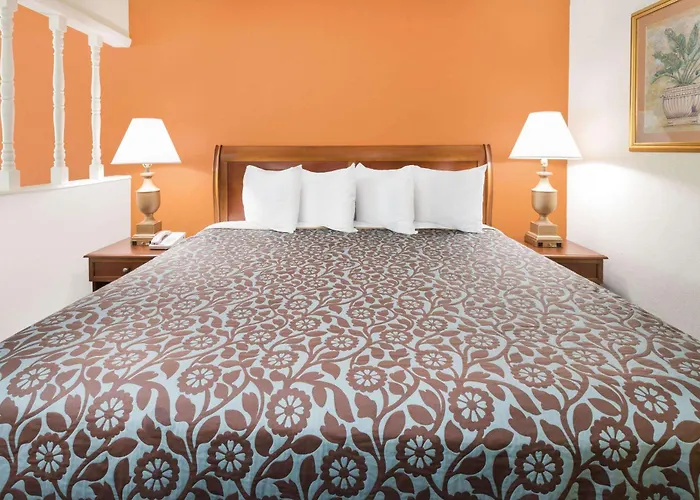 Days Inn By Wyndham Orangeburg South