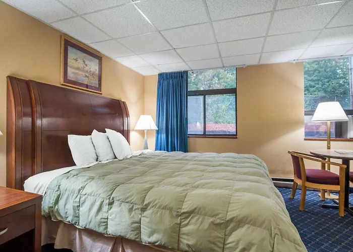 Econo Lodge Manchester