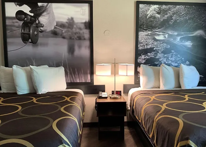 Super 8 By Wyndham Greeley Hotel