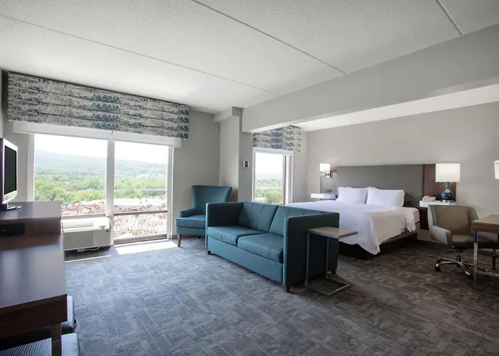 Hampton Inn Bedford
