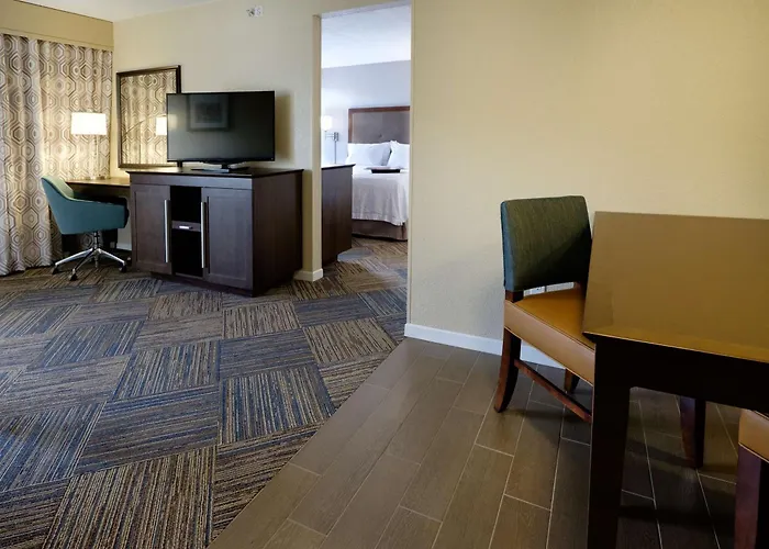 Hampton Inn Green Bay Downtown
