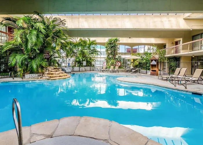 Red Roof Inn Plus+ Wichita East
