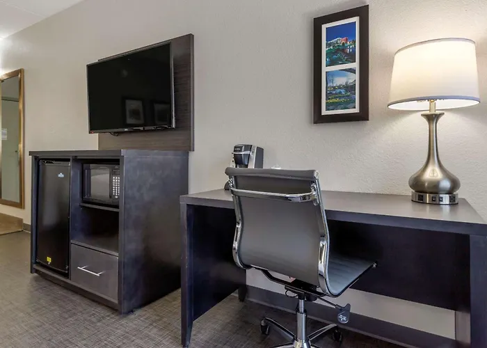 Comfort Inn & Suites Greer - Greenville