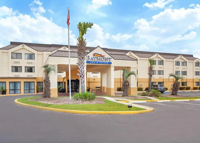 Baymont By Wyndham Saraland Hotel