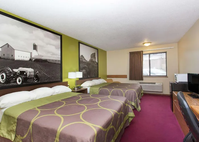 Super 8 By Wyndham Chadron Ne Hotel